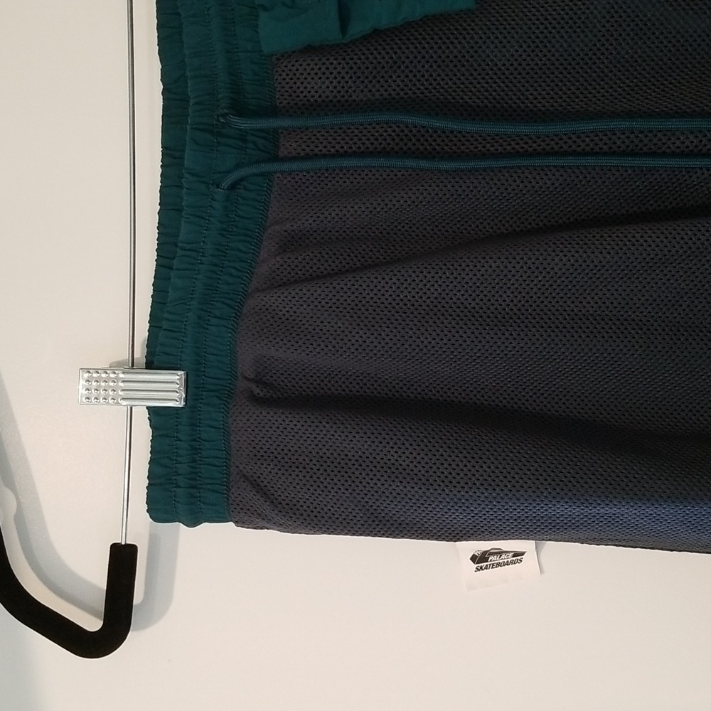 Palace Skateboard High Grade Shell Pants Joggers Size L - Picture 15 of 16